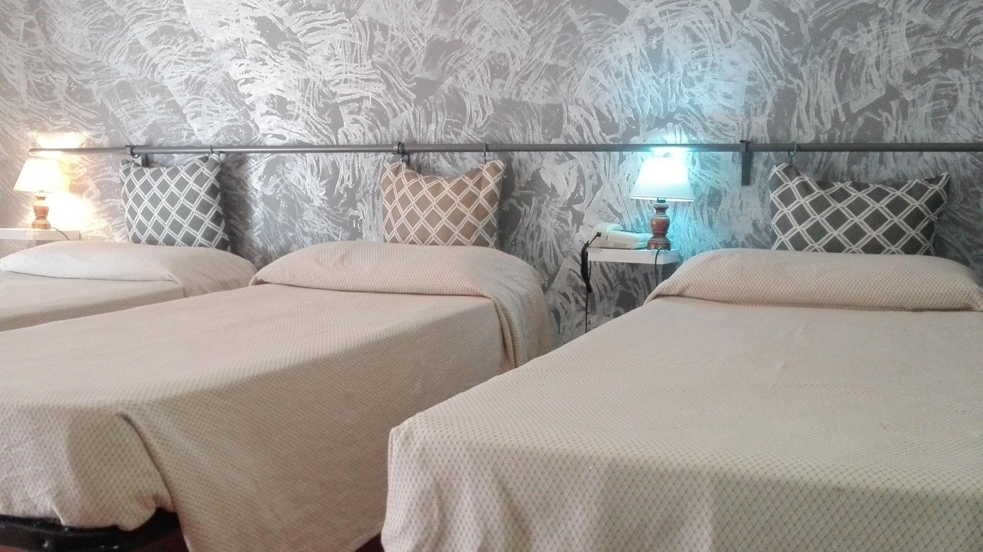 Hotel Cinecitta Rome Buitenkant foto